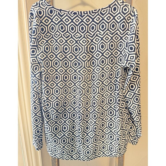 Gap 1/2 Button Geometric Print Tunic Blouse Size Medium Navy Blue & White - Picture 2 of 8